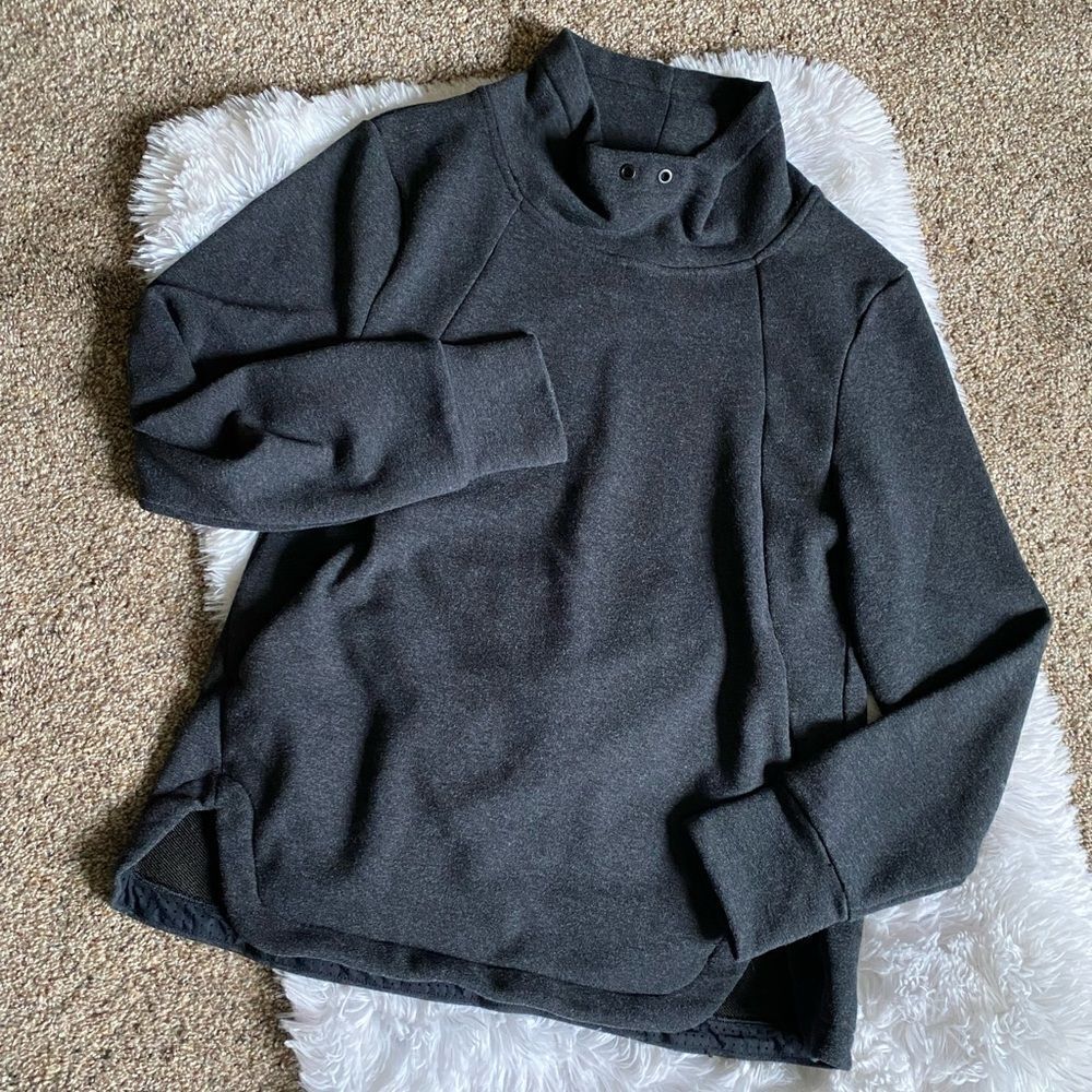 SHAPE Activewear Athletic Long Sleeve Sweatshirt Top Gray Size Large